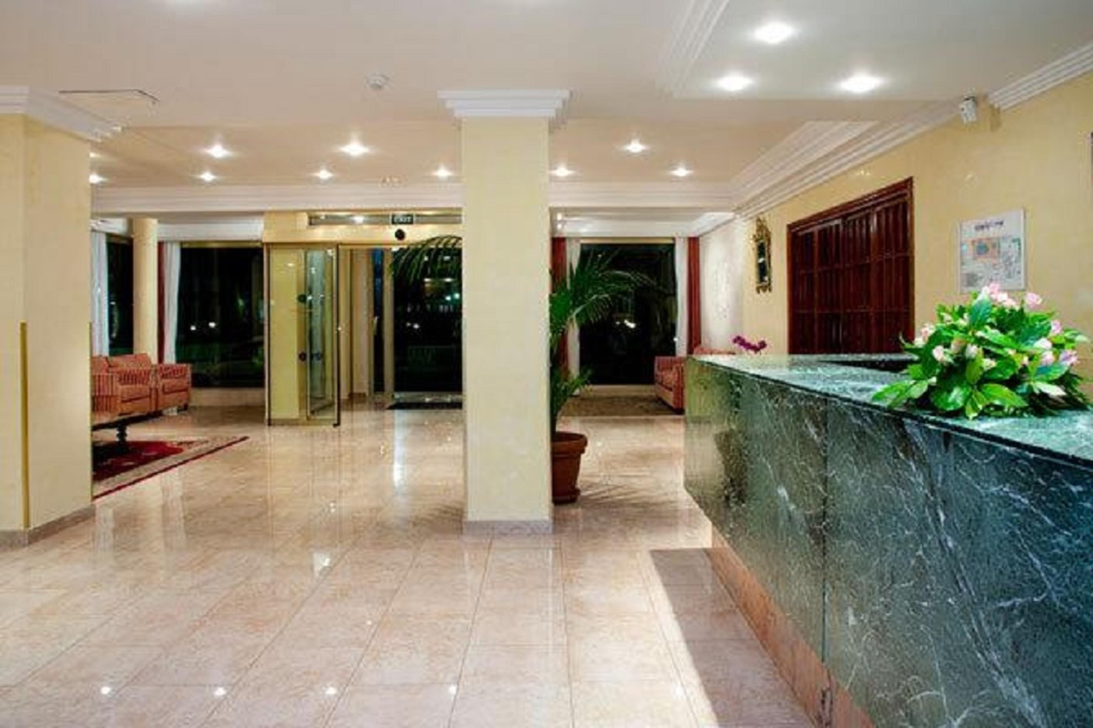 קאלה מילור Hotel Biniamar מראה חיצוני תמונה