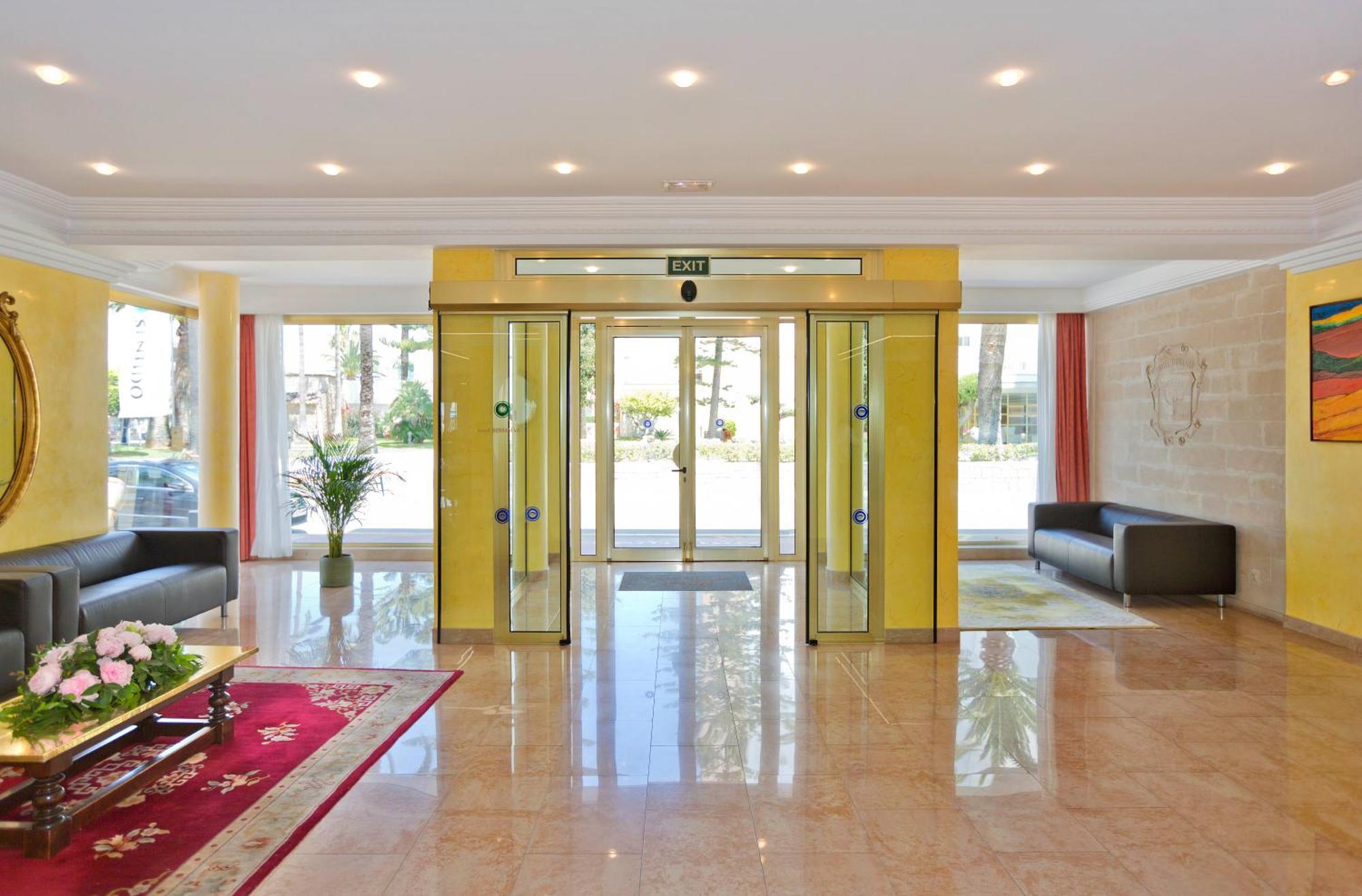 קאלה מילור Hotel Biniamar מראה חיצוני תמונה
