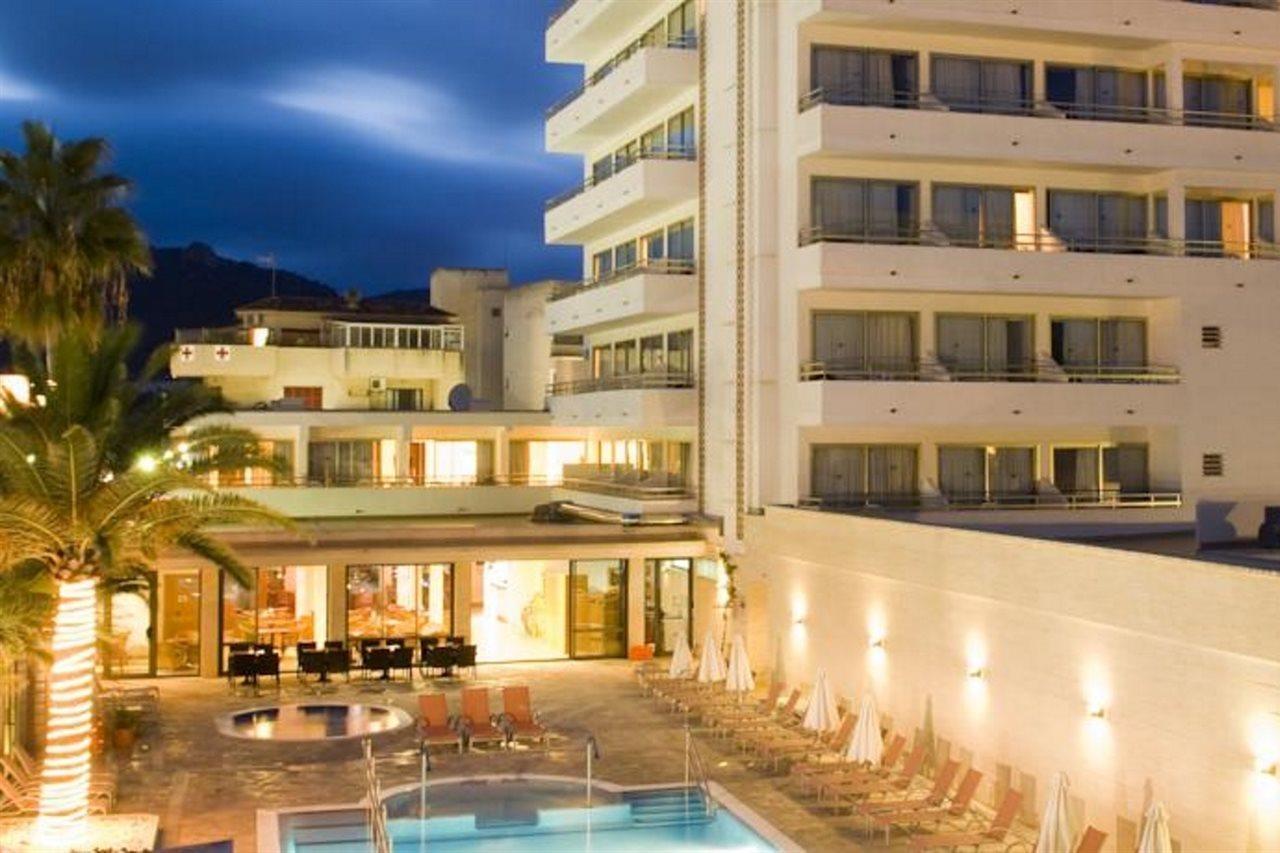 קאלה מילור Hotel Biniamar מראה חיצוני תמונה