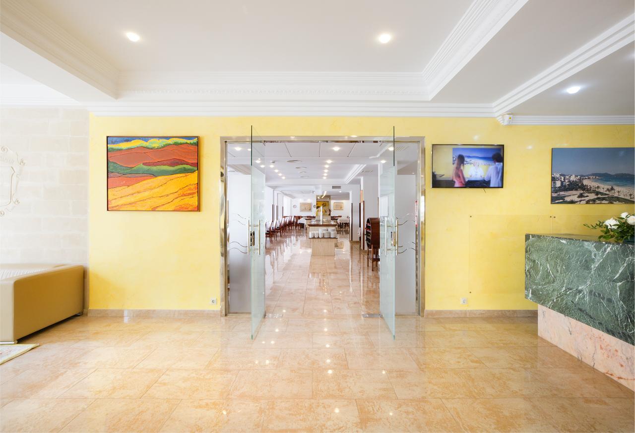 קאלה מילור Hotel Biniamar מראה חיצוני תמונה